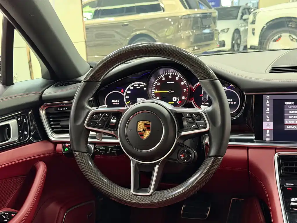 Porsche Panamera Hybrid — миниатюра 11