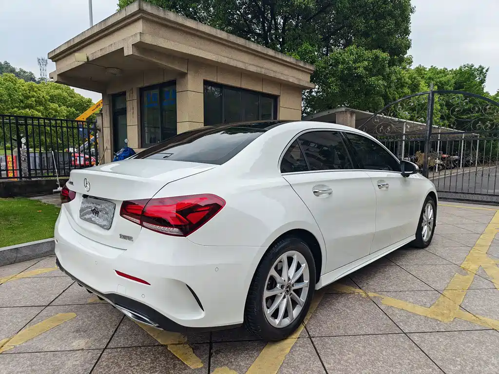Mercedes-Benz A-Class — миниатюра 14