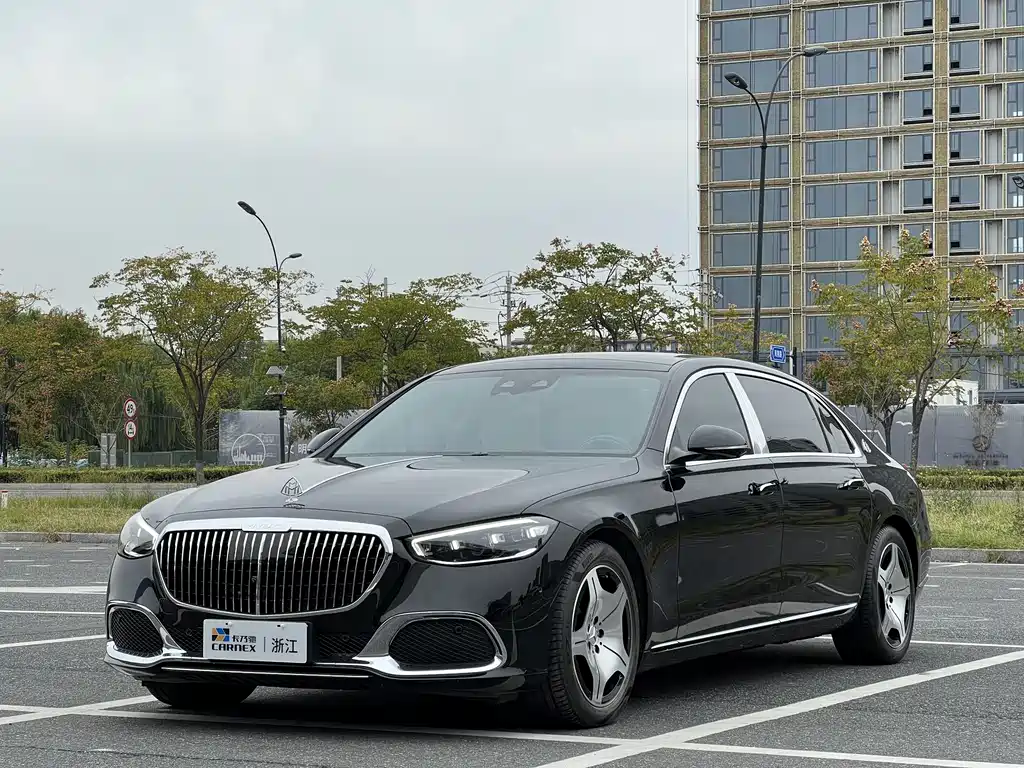 Mercedes-Benz S-Class 2025