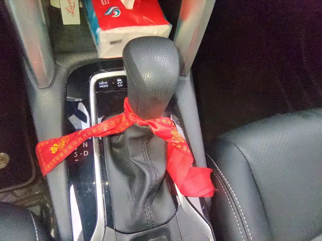 Toyota Corolla Cross — миниатюра 10