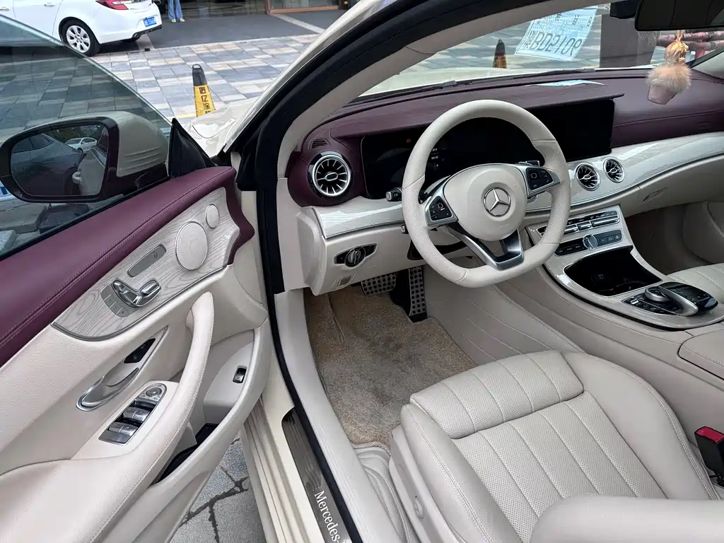 Mercedes-Benz E-Class (Import) — миниатюра 11