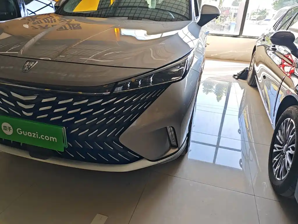 Roewe RX5 New Energy — миниатюра 24