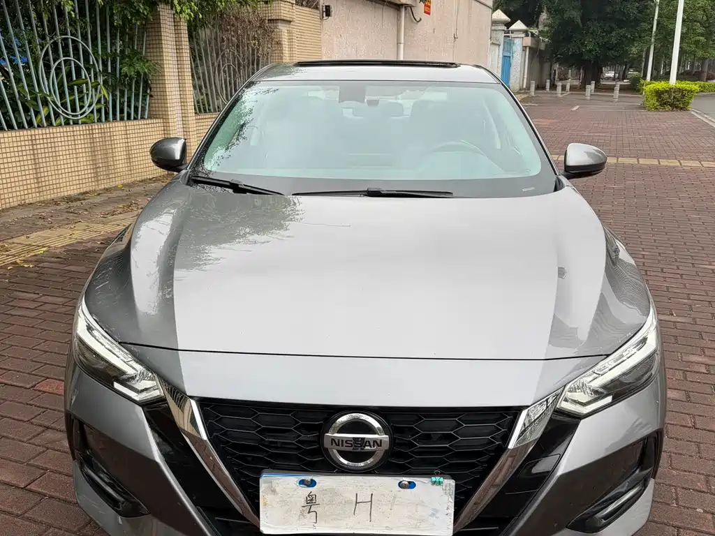 NISSAN XUAN YI