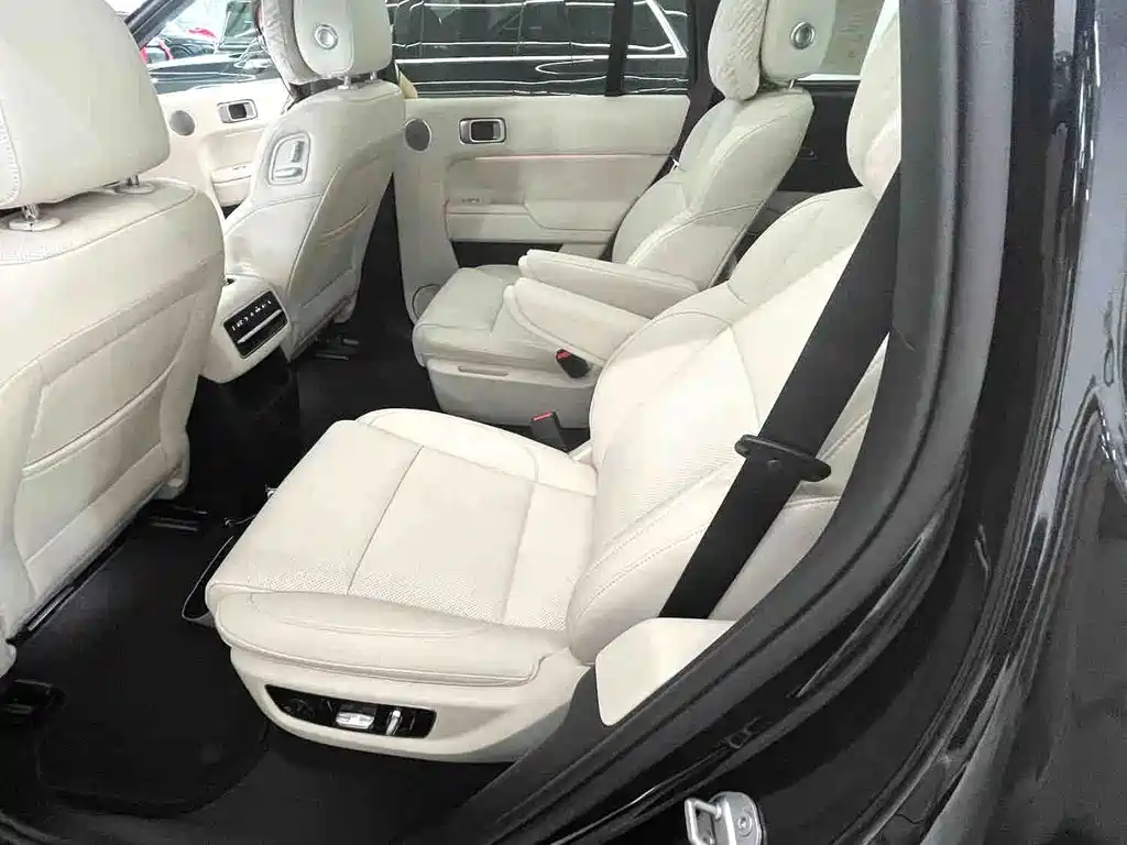 Li Auto Li L8 — миниатюра 5