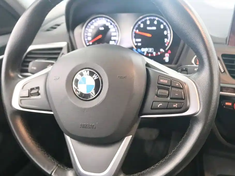 BMW 1 Series — миниатюра 6
