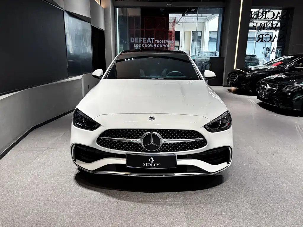 Mercedes-Benz C-Class — миниатюра 2