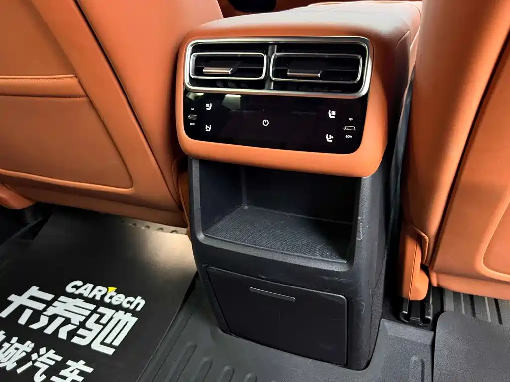 Li Auto Li L6 — миниатюра 24