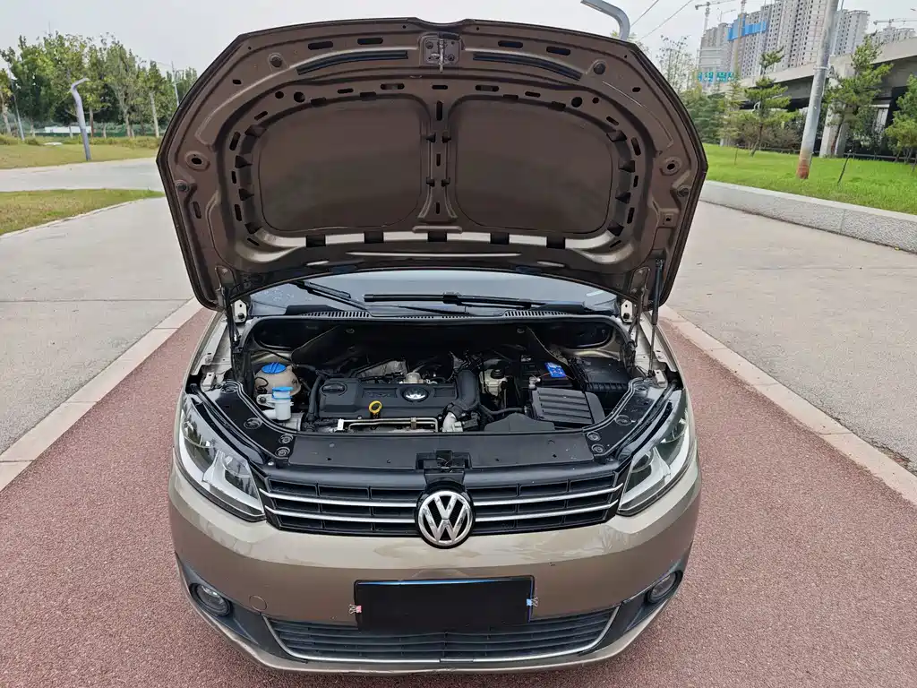 Volkswagen Touran — миниатюра 14