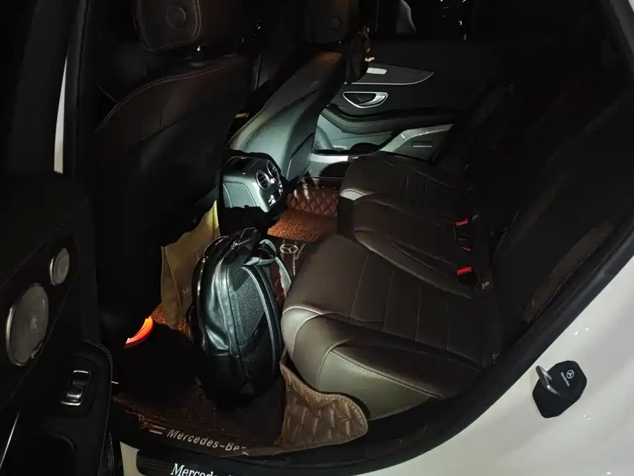 Mercedes-Benz GLC — миниатюра 11