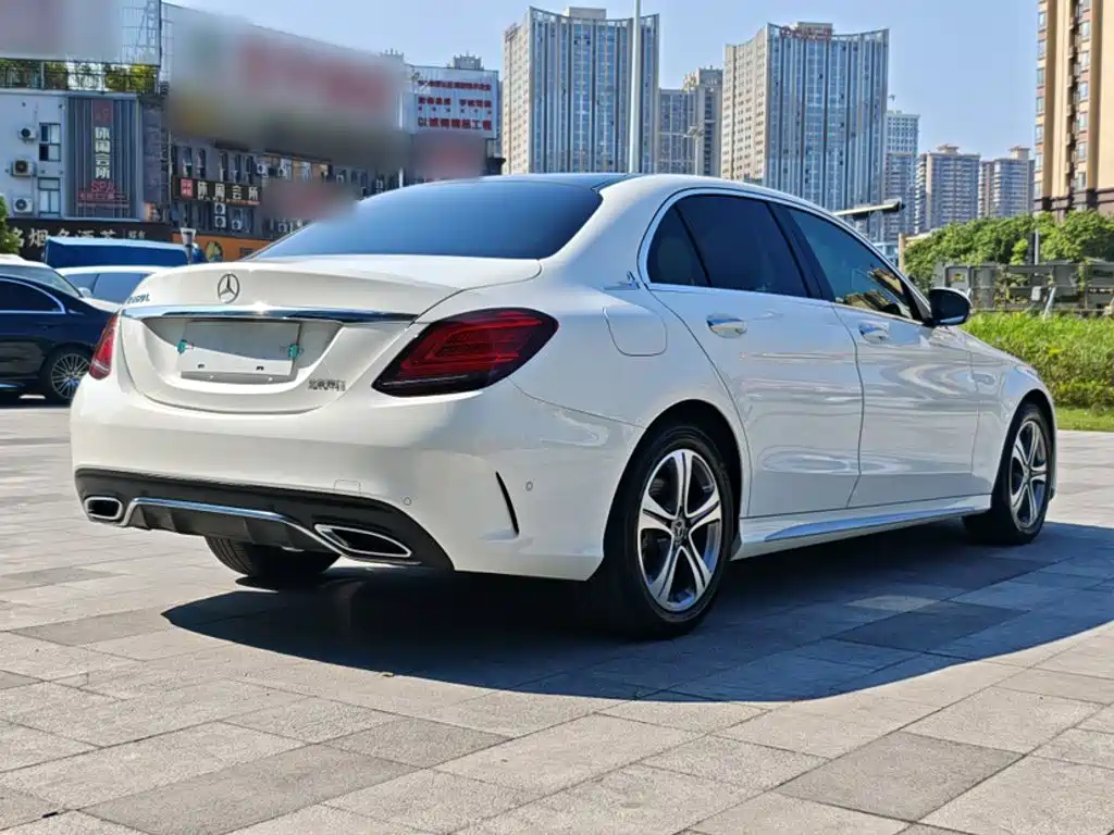 Mercedes-Benz C-Class — миниатюра 12