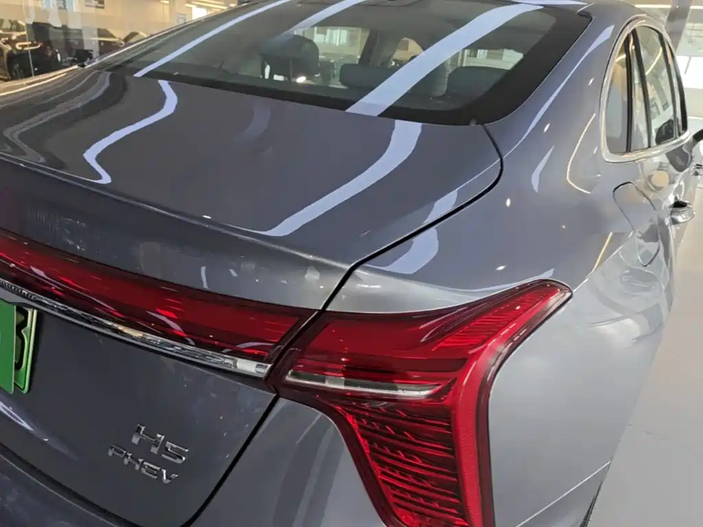Hongqi Hongqi H5 PHEV — миниатюра 8