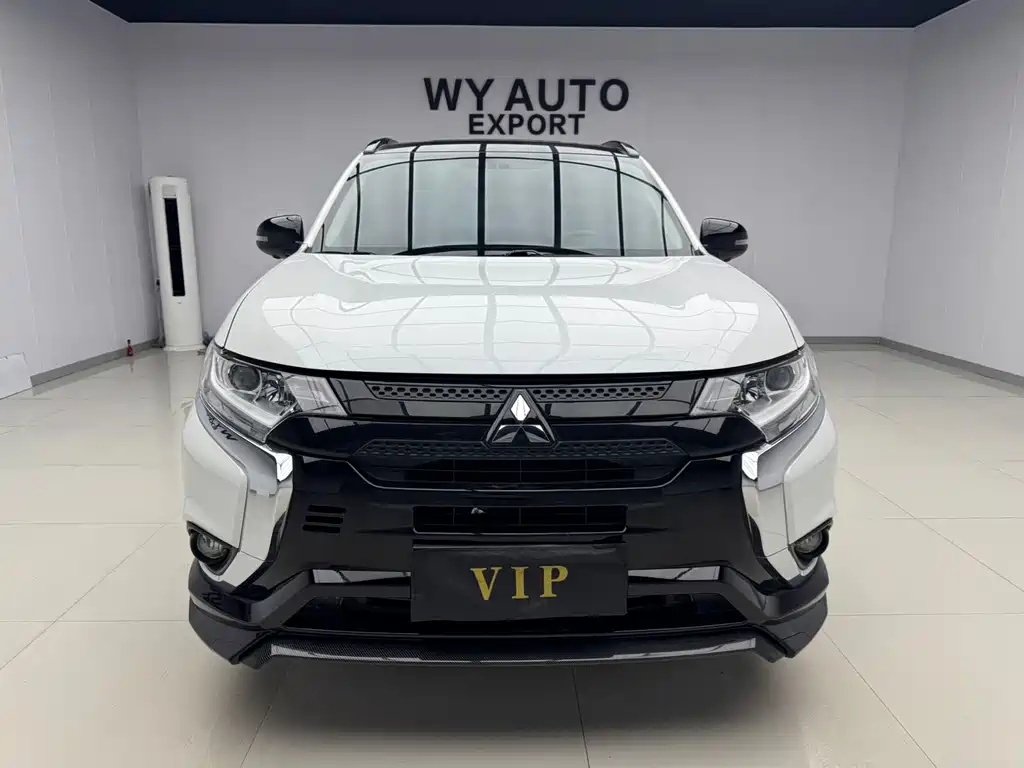 Mitsubishi Outlander 2021 2.0L 5 мест