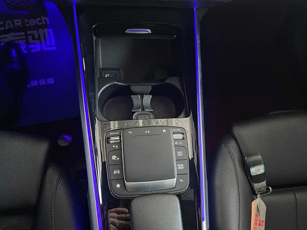 Mercedes-Benz GLB — миниатюра 14