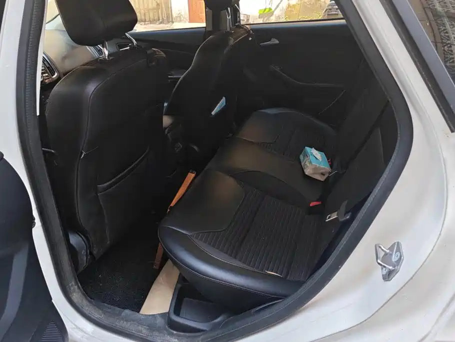 Ford Focus — миниатюра 11