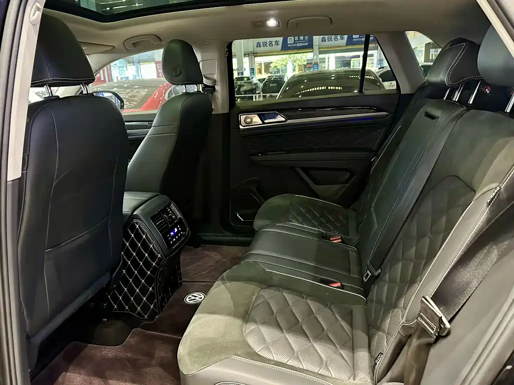 Volkswagen Teramont — миниатюра 7