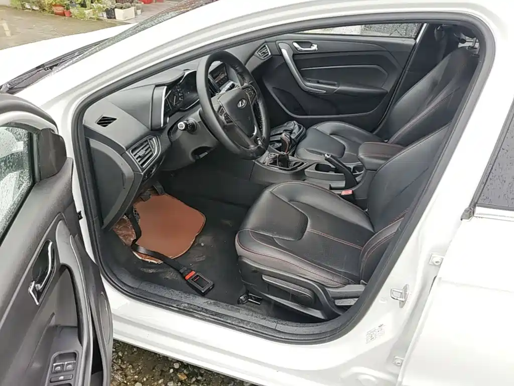 Chery Arrizo 5 — миниатюра 15