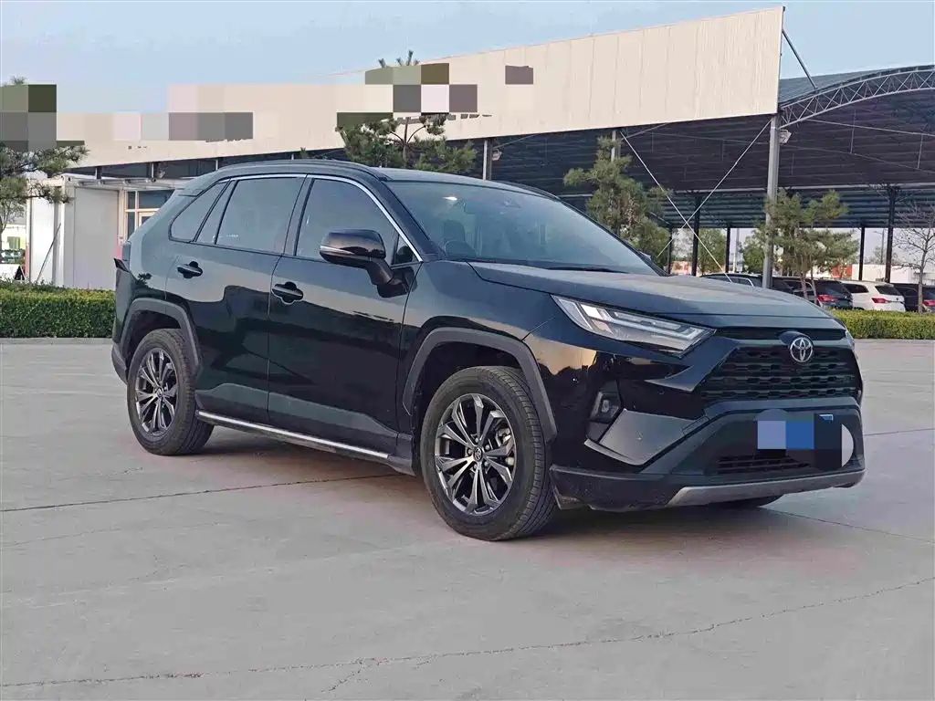 Toyota RAV4 — миниатюра 3