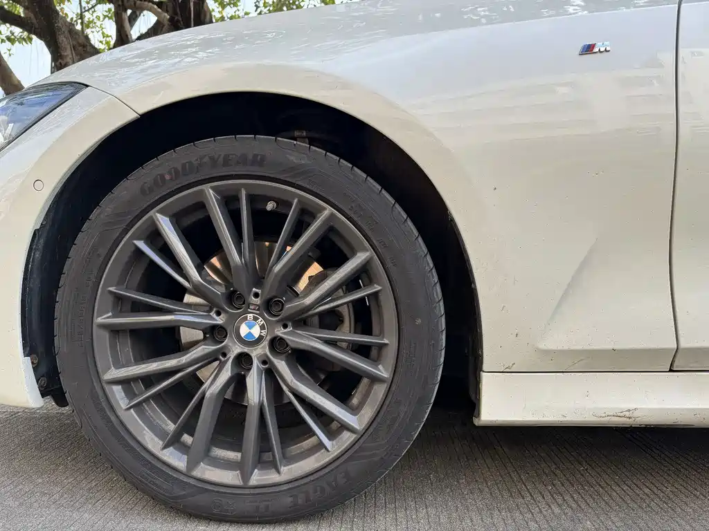 BMW 3 Series — миниатюра 18