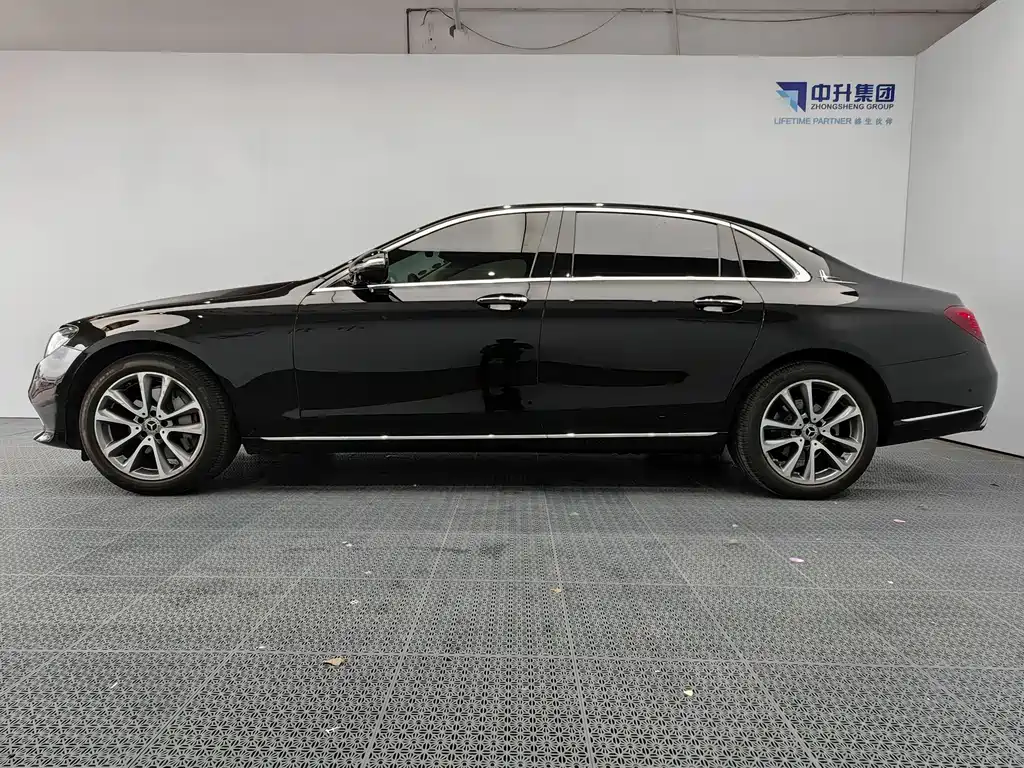 Mercedes-Benz E-Class E 2019 E 300 L Luxury