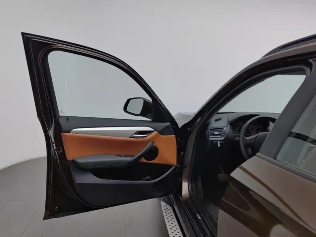 BMW X1 — миниатюра 8