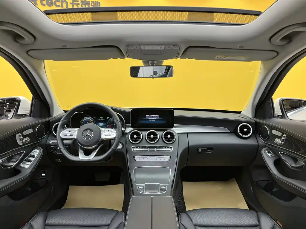 Mercedes-Benz C-Class — миниатюра 15