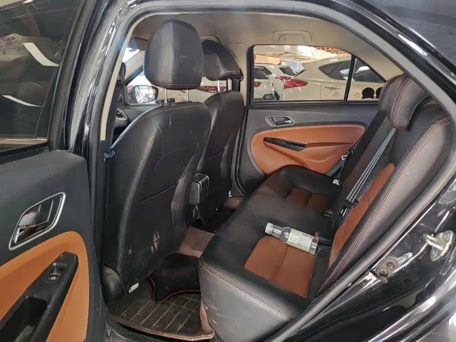 Geely King Kong — миниатюра 11