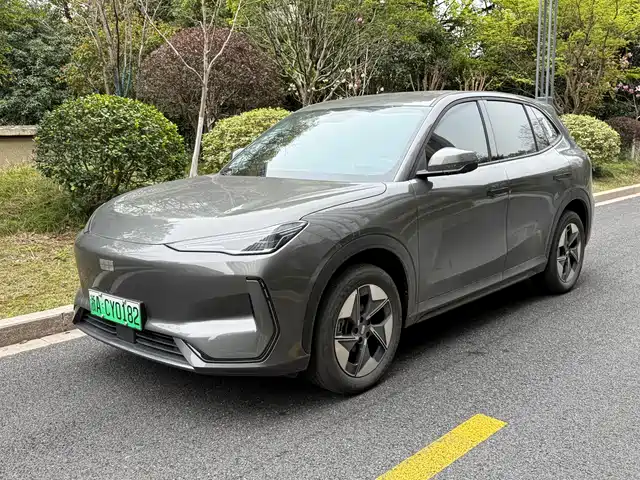 GEELY GALAXY GALAXY E5 2025