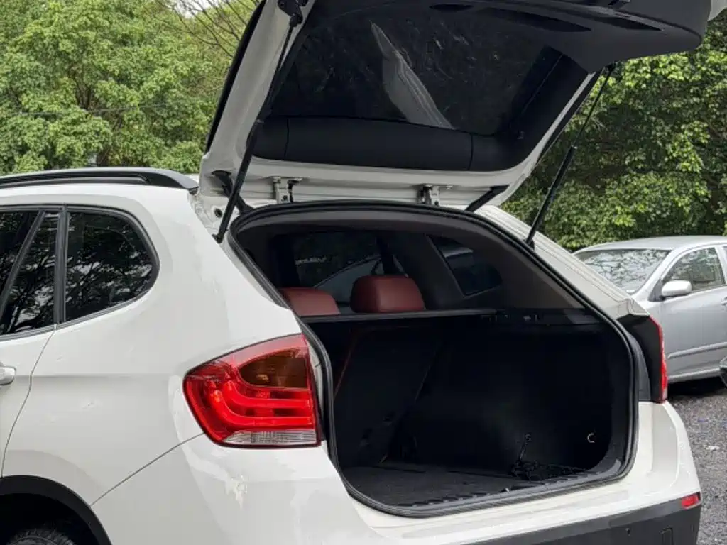 BMW X1 (Import) — миниатюра 7
