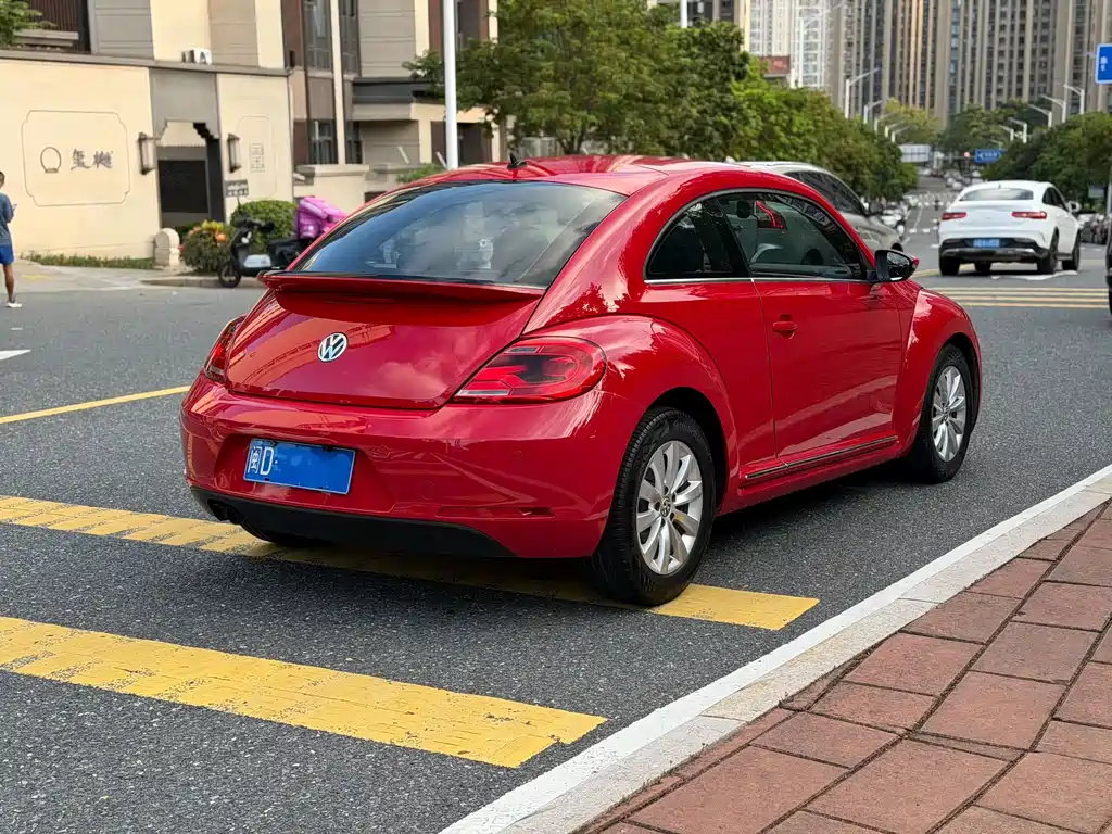 Volkswagen Beetle — миниатюра 9