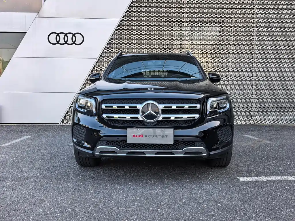 Mercedes-Benz GLB — миниатюра 2