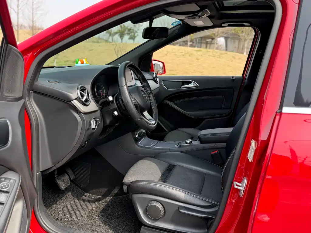 Mercedes-Benz B-Class B 2015 B 200