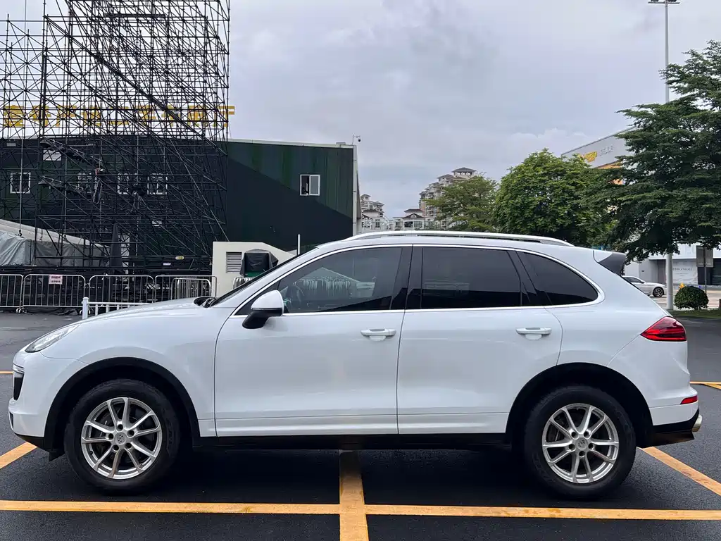 Porsche Cayenne 2016 Cayenne 3.0T