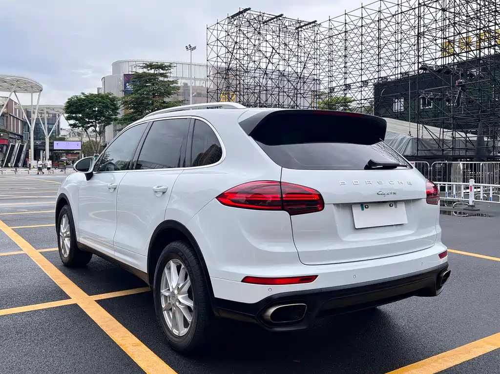 Porsche Cayenne 2016 Cayenne 3.0T