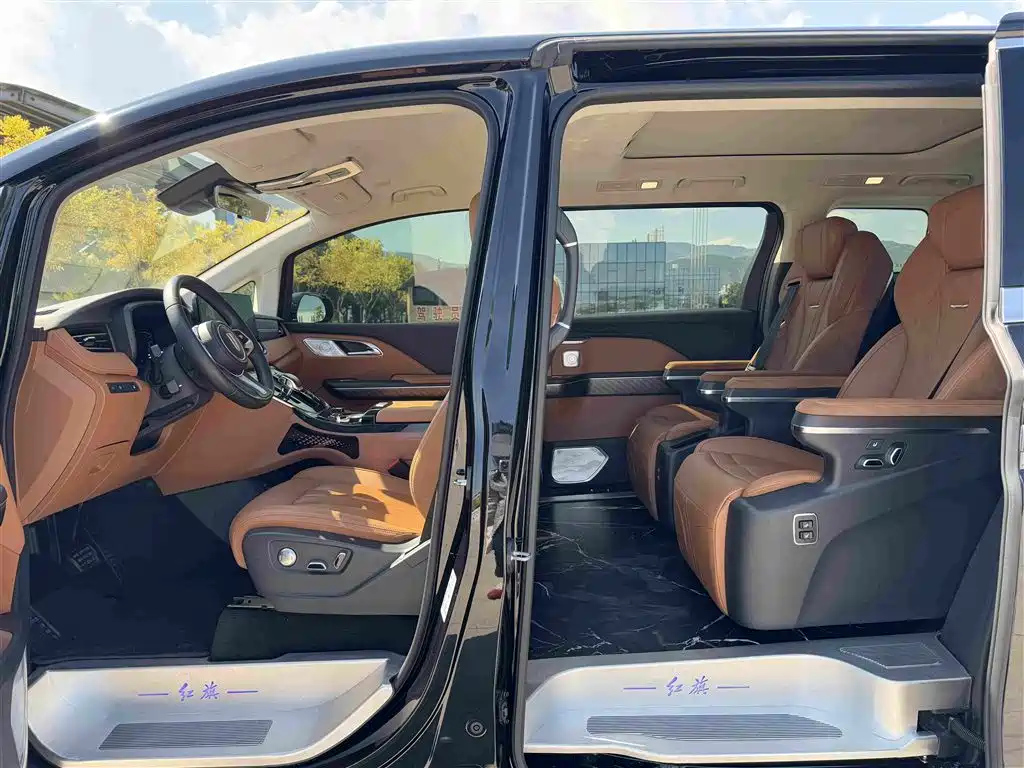 Hongqi Hongqi HQ9 PHEV — миниатюра 8