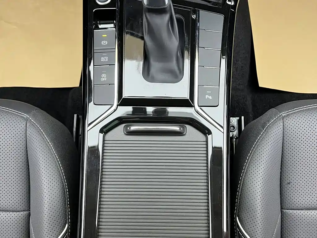 Volkswagen Passat — миниатюра 20