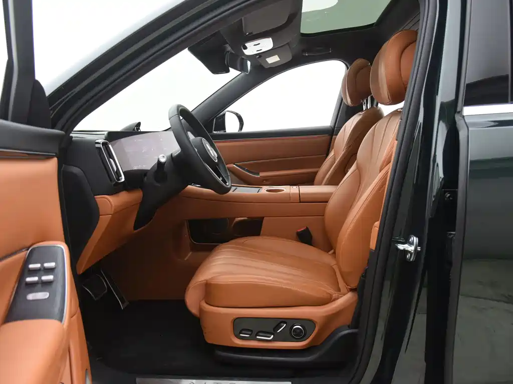 AITO ASK THE WORLD M8