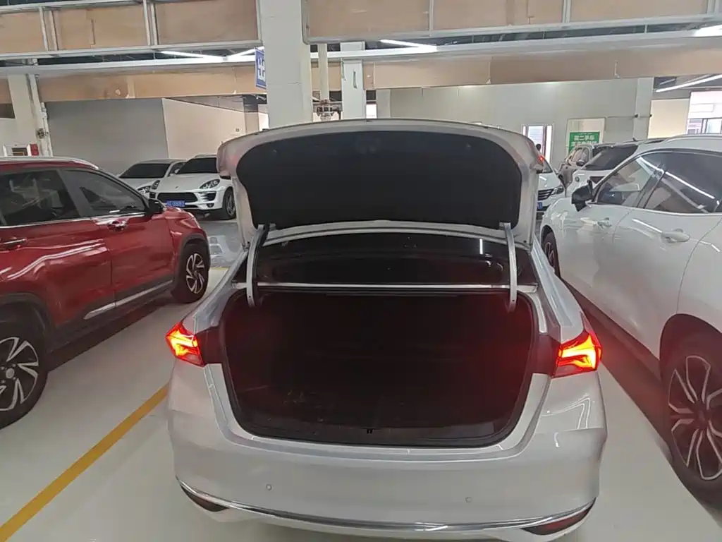 Buick Verano — миниатюра 22