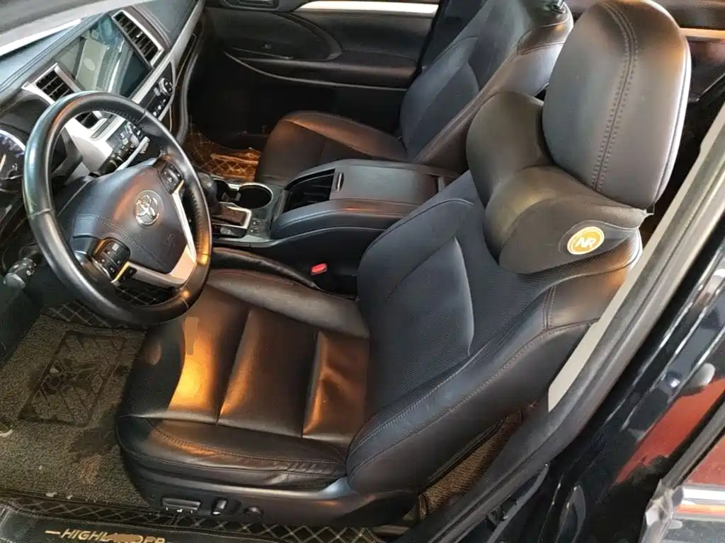 Toyota Highlander — миниатюра 15