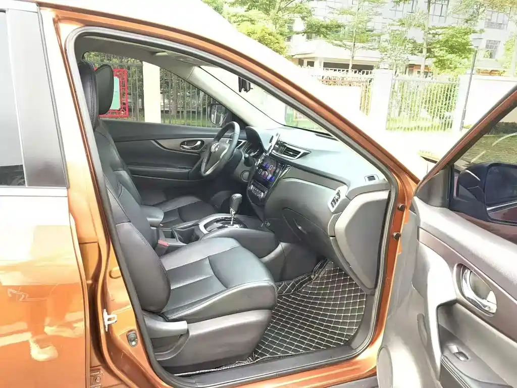 Nissan X-Trail 2.0L CVT Comfort Edition 2WD, фото 9