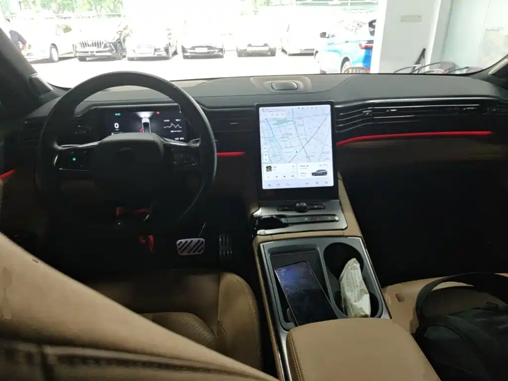 NIO ES6 — миниатюра 10