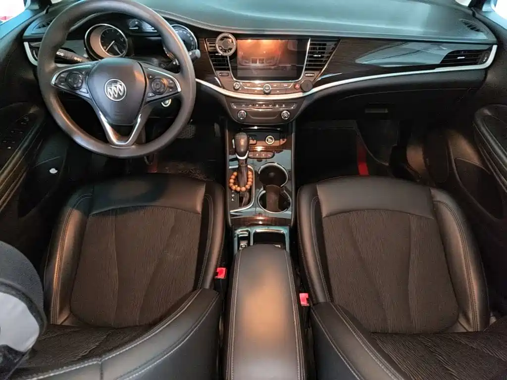 Buick Verano — миниатюра 10
