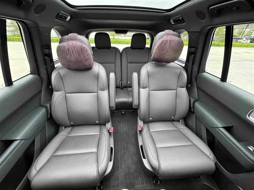 Li Auto Li L8 — миниатюра 10