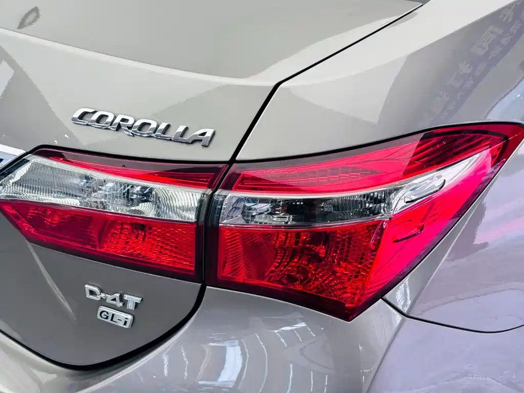 Toyota Corolla — миниатюра 12