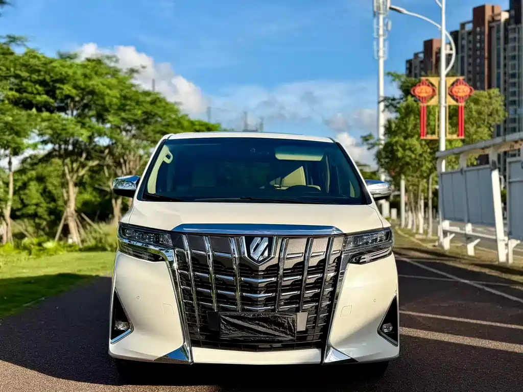 Toyota Alphard 2015 3.5L Luxury