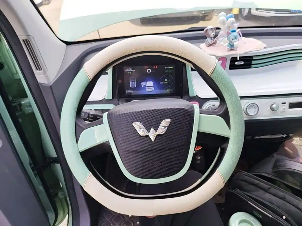 Wuling MINIEV — миниатюра 11
