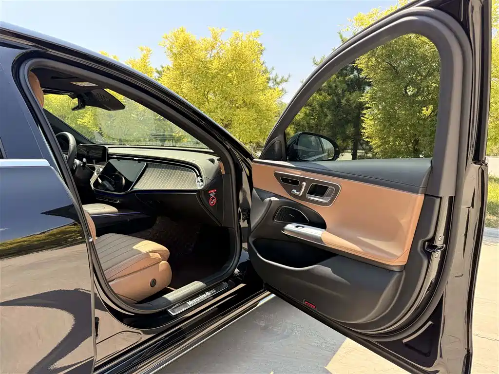 Mercedes-Benz E-Class E 2024 E 300 L Fashion
