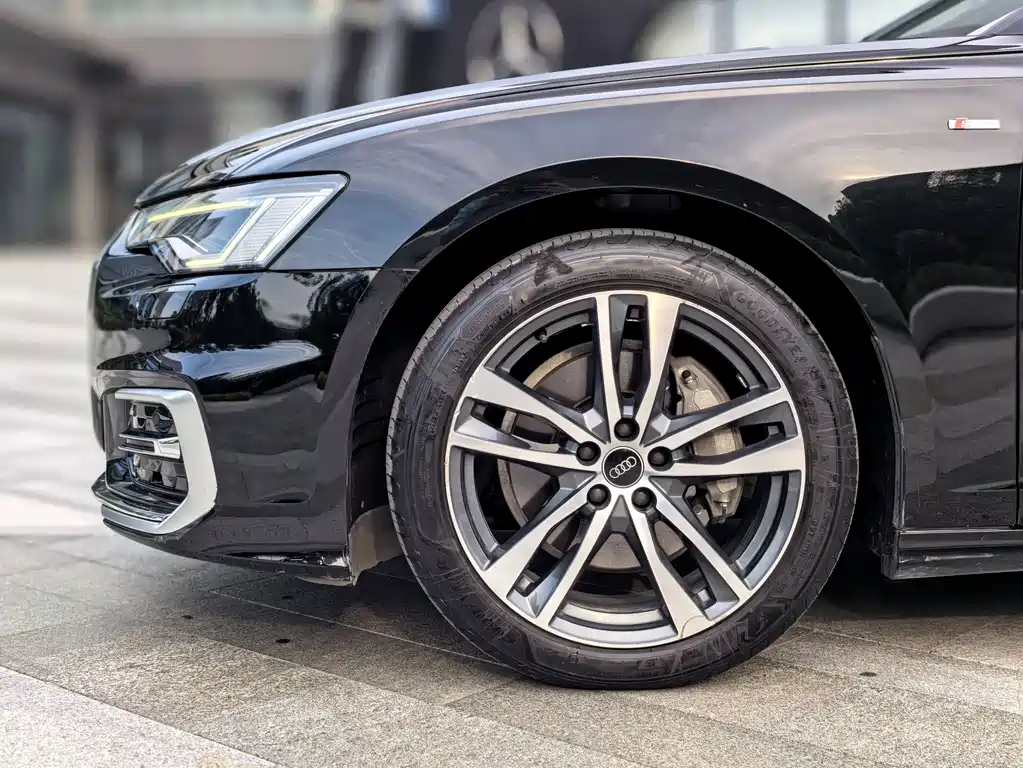 Audi A6L — миниатюра 23