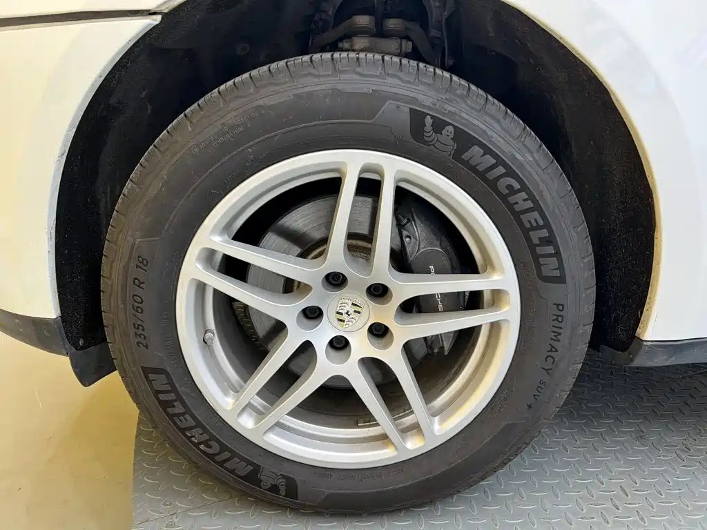 Porsche Macan — миниатюра 41