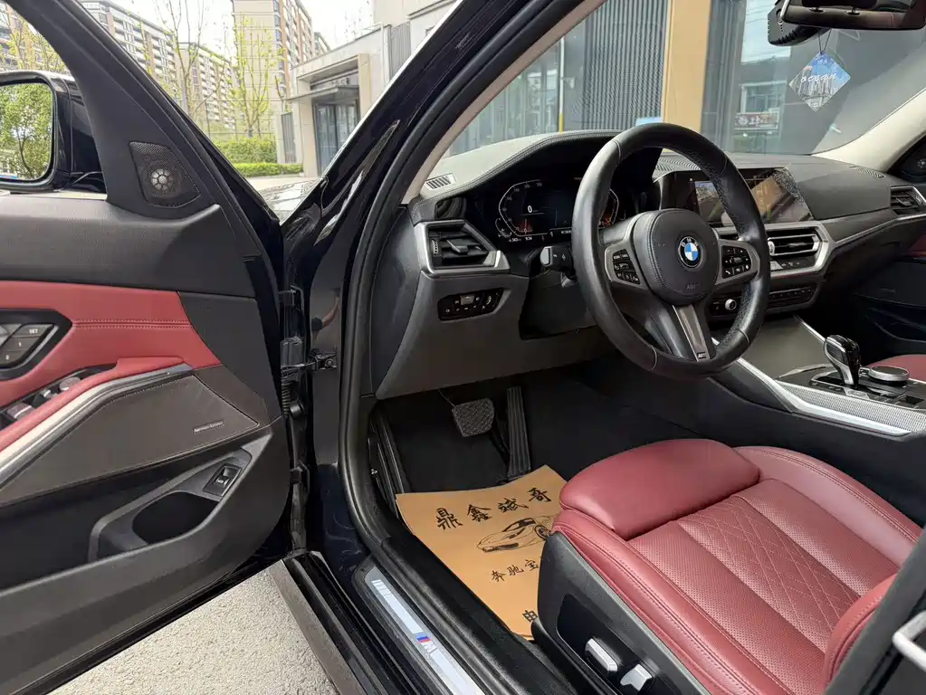 BMW 3 Series — миниатюра 5