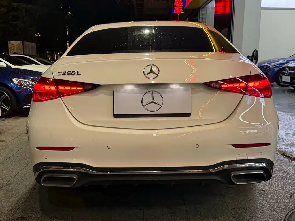 Mercedes-Benz C-Class — миниатюра 10